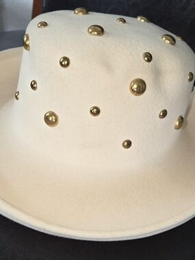 betmar Cream Wool Felt Hat with Gold Studs